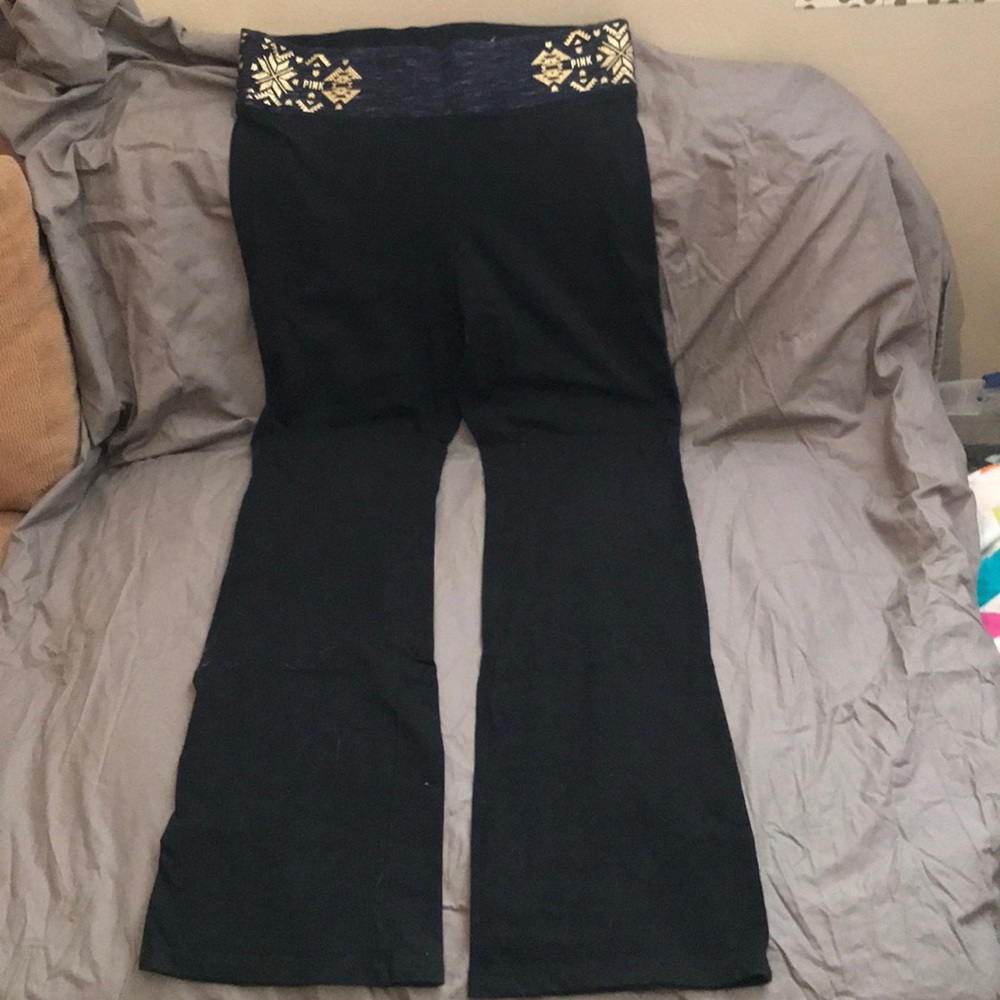 PINK Victoria’s Secret yoga pants